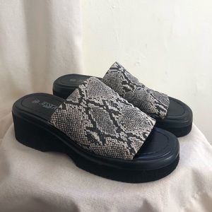 90’s/00’s Chunky Slide Sandals